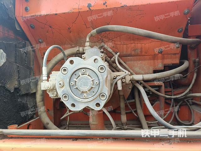 液壓泵室（大件艙室）