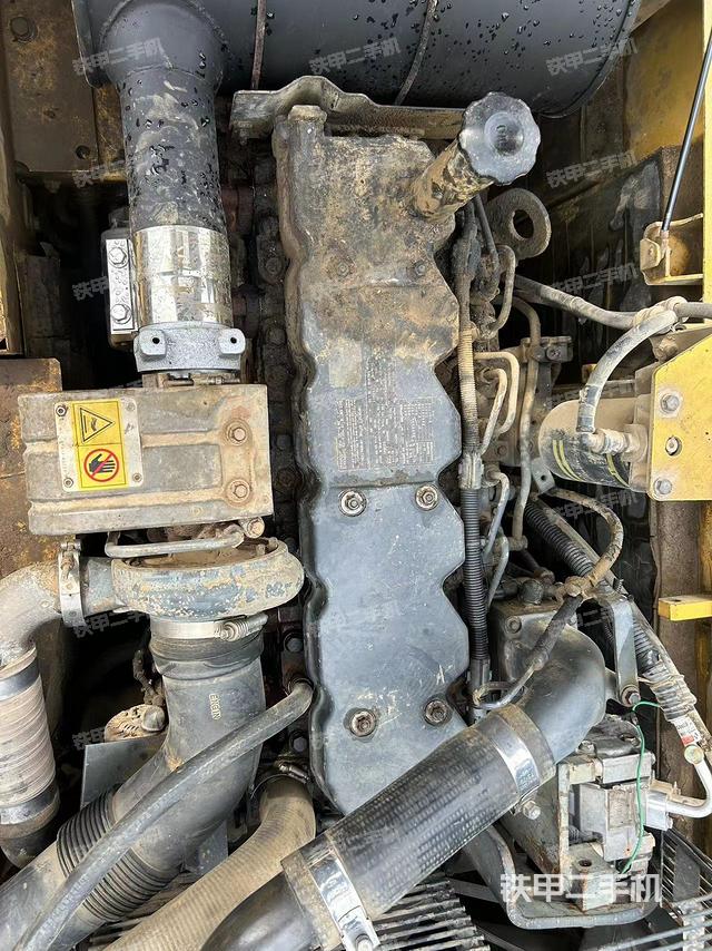 发动机整体俯视（整机外观）