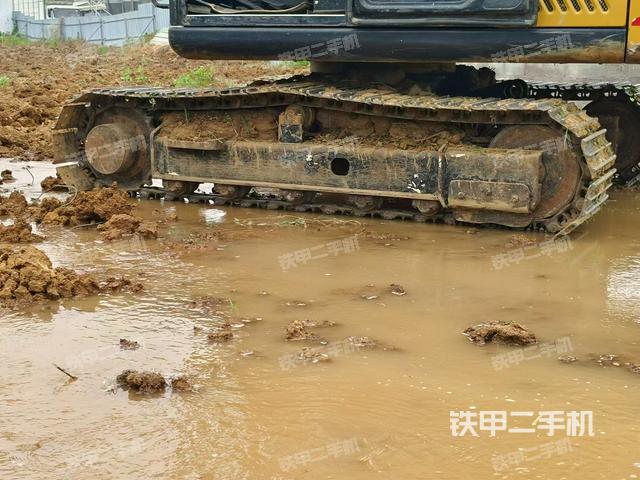 单侧履带整体（整机外观）