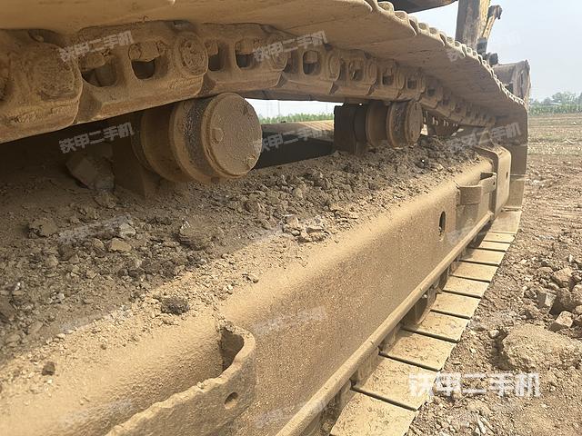 单侧履带整体（整机外观）