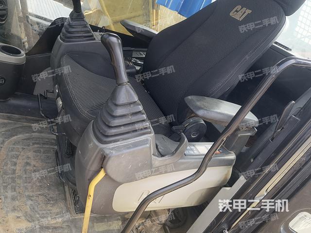 驾驶室整体（整机外观）