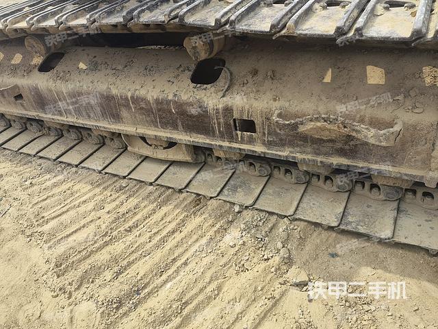 单侧履带整体（整机外观）