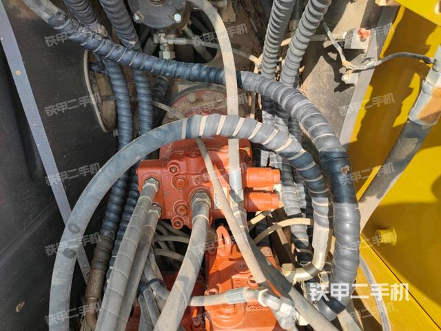 回轉(zhuǎn)馬達(dá)(上車部件) 回轉(zhuǎn)馬達(dá)(上車部件)