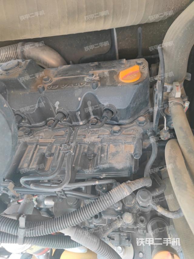 增压器特写(上车部件) 增压器特写(上车部件)