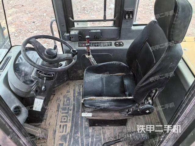 驾驶室工作台（整机外观及大件）