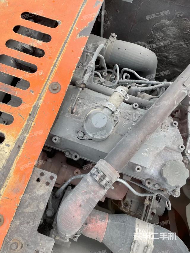 发动机整体俯视（整机外观）