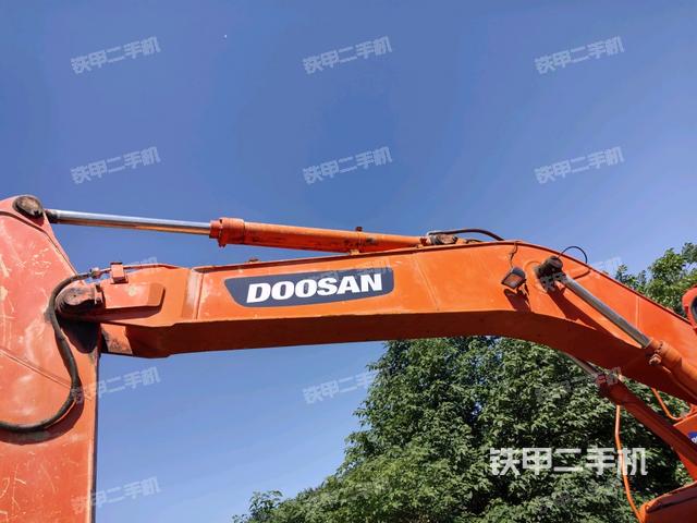 大臂整體?右側(cè)（工作和回轉(zhuǎn)裝置）