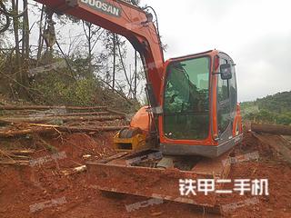 长沙斗山DX75-9C挖掘机实拍图片