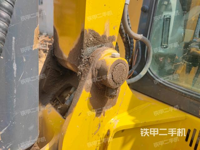 大臂根部?斜(工作和回轉裝置) 大臂根部?斜(工作和回轉裝置)