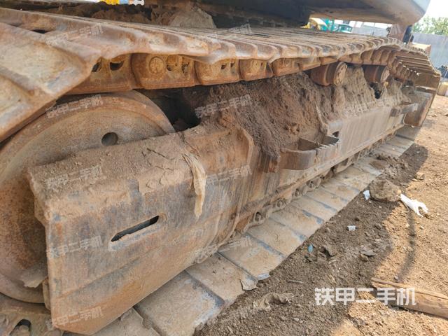 左側(cè)履帶整體?(行走機構(gòu)) 左側(cè)履帶整體?(行走機構(gòu))