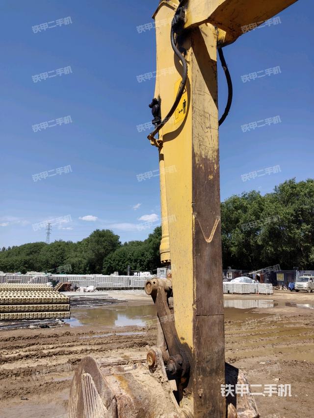 小臂整體左后（工作和回轉(zhuǎn)裝置）