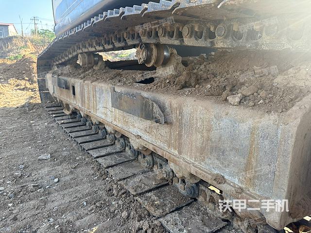 单侧履带整体（整机外观）