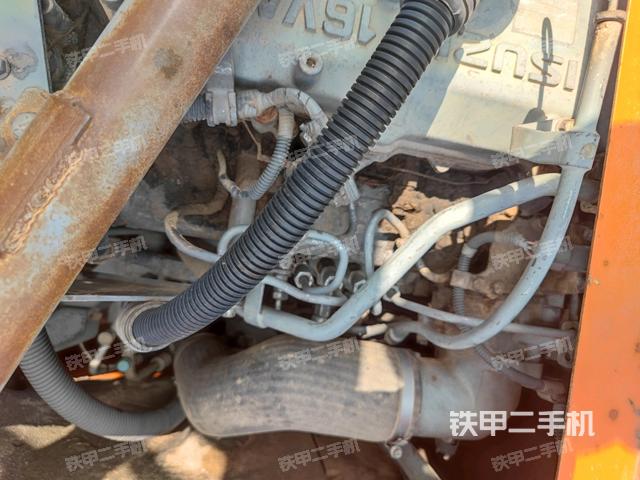 氣門室蓋螺絲特寫(上車部件) 氣門室蓋螺絲特寫(上車部件)