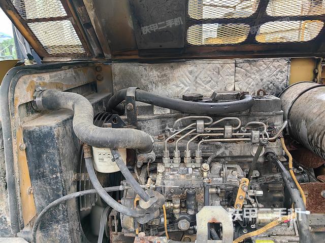 发动机整体俯视（整机外观）