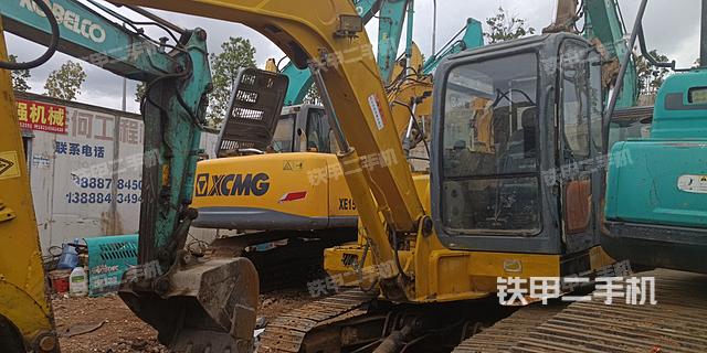 雷沃重工FR65V8挖掘機(jī)