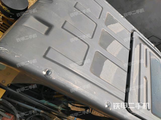 駕駛室頂部俯視(上車部件) 駕駛室頂部俯視(上車部件)