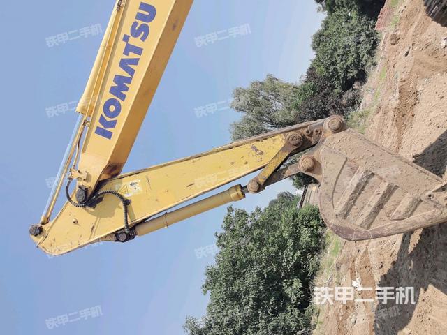 小臂整體左后（工作和回轉(zhuǎn)裝置）