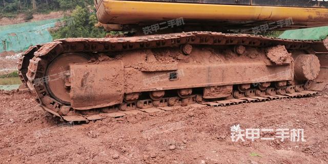 单侧履带整体（整机外观）