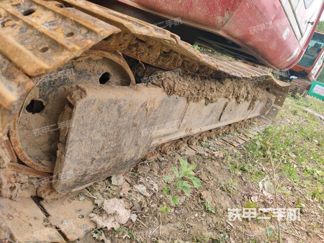 右側(cè)履帶整體?（行走機(jī)構(gòu)）