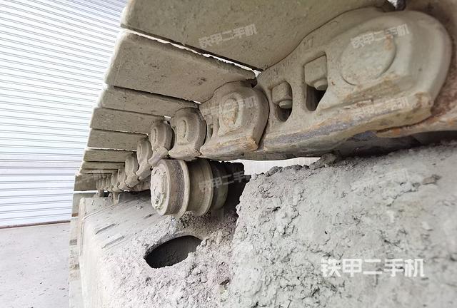 单侧履带整体（整机外观）