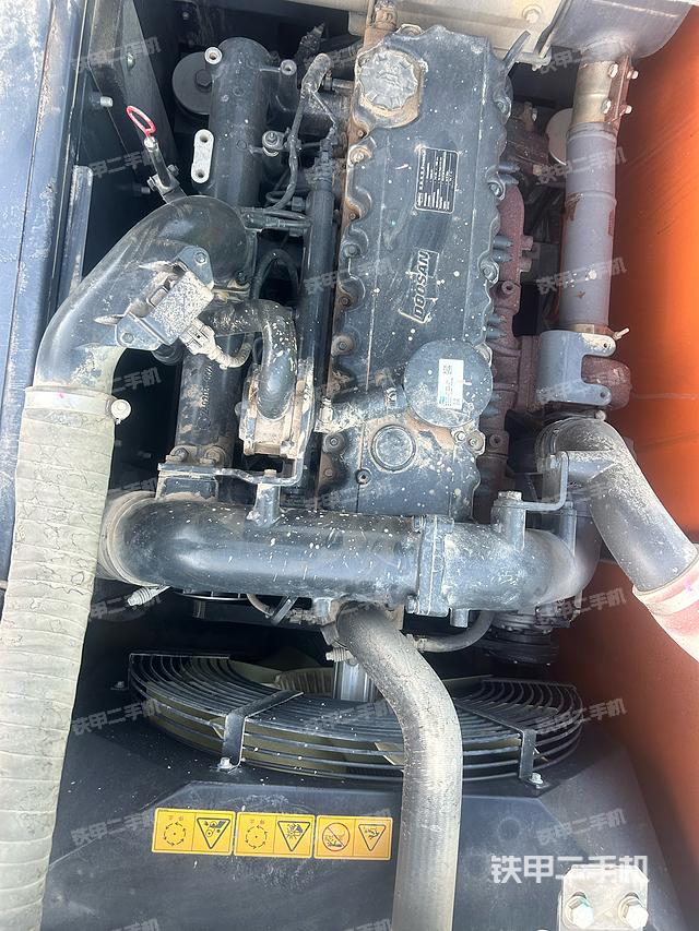 发动机整体俯视（整机外观）