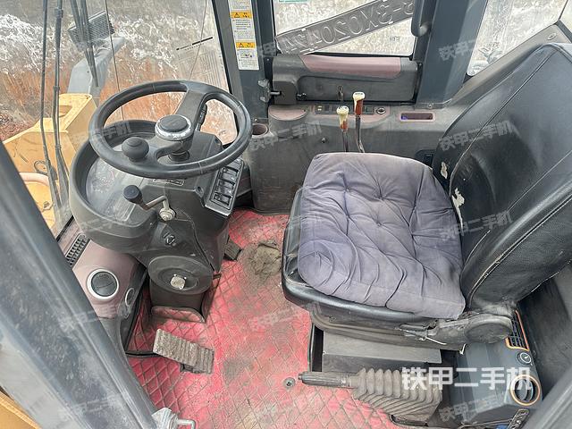 驾驶室工作台（整机外观及大件）