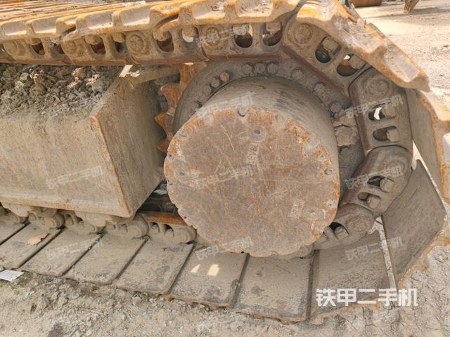 右驅(qū)動輪(行走機構(gòu)) 右驅(qū)動輪(行走機構(gòu))