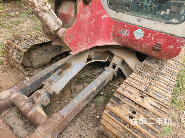 轉(zhuǎn)盤和下車架正前（工作和回轉(zhuǎn)裝置）