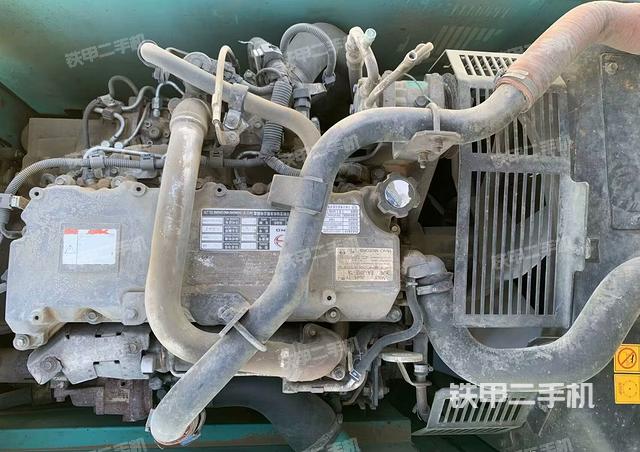 發(fā)動(dòng)機(jī)室（上車部件）