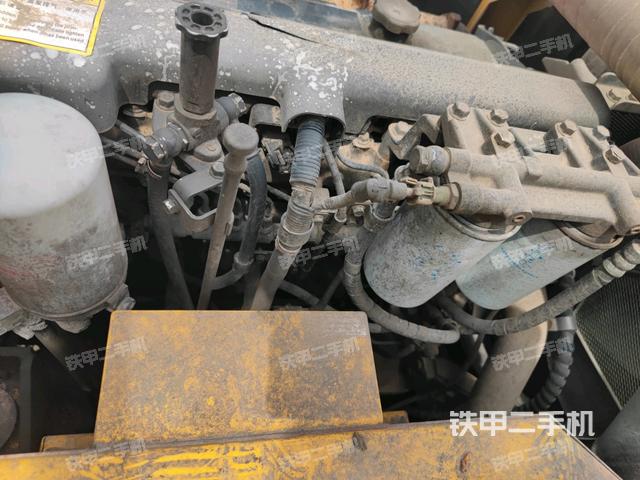 氣門室蓋螺絲特寫(上車部件) 氣門室蓋螺絲特寫(上車部件)