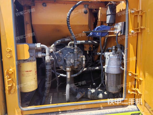 液壓泵室（大件艙室）