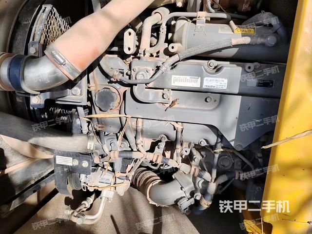 发动机整体俯视（整机外观）