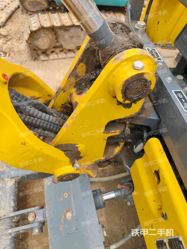 大臂根部 斜（工作和回转装置）