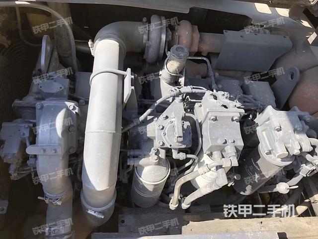 发动机整体俯视（整机外观）