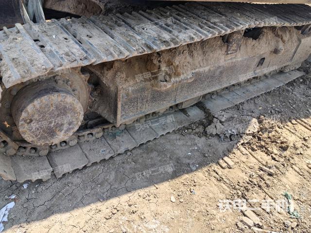 右側(cè)履帶整體（行走機(jī)構(gòu)）