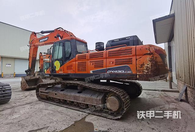 斗山DX430LC-9C挖掘机