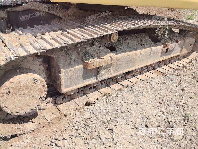 左側(cè)履帶整體?（行走機(jī)構(gòu)）