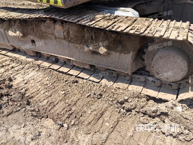 左側(cè)履帶整體?（行走機(jī)構(gòu)）