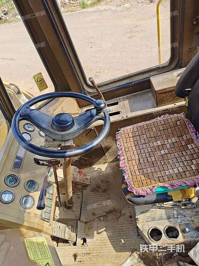 驾驶室操作台（整机外观及大件）