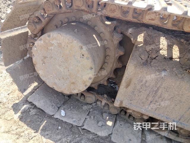 右驅(qū)動(dòng)輪（行走機(jī)構(gòu)）