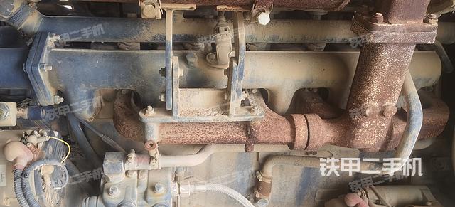 发动机右侧（整机外观及大件）