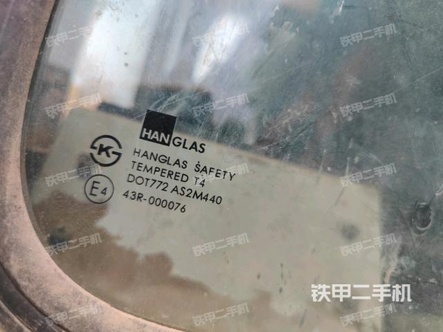 后窗玻璃角標(biāo)（駕駛室部分）