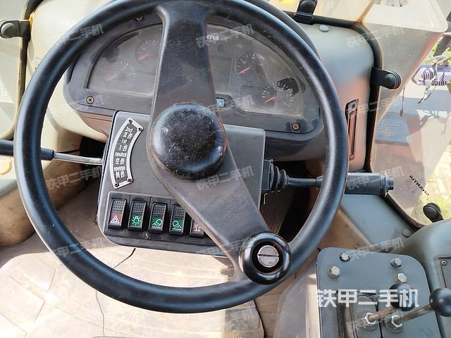 驾驶室操作台（整机外观及大件）