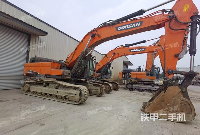 整机右后45°（整机外观）