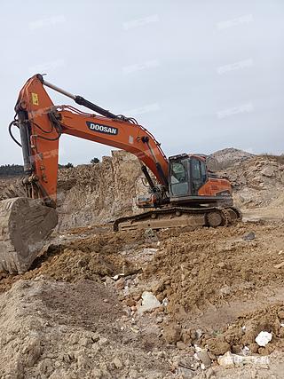 潍坊市出售 斗山 DX380LC-9C 挖掘机