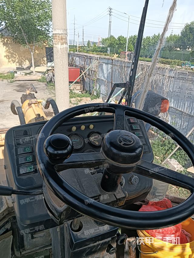 驾驶室操作台（整机外观及大件）