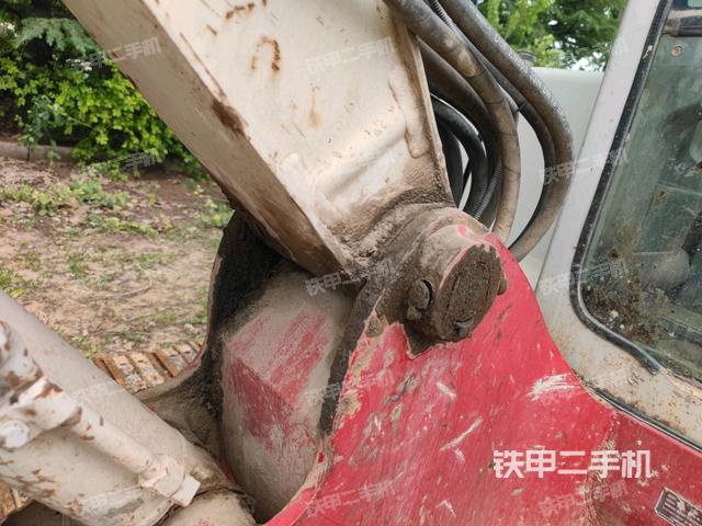 大臂根部?斜（工作和回轉(zhuǎn)裝置）