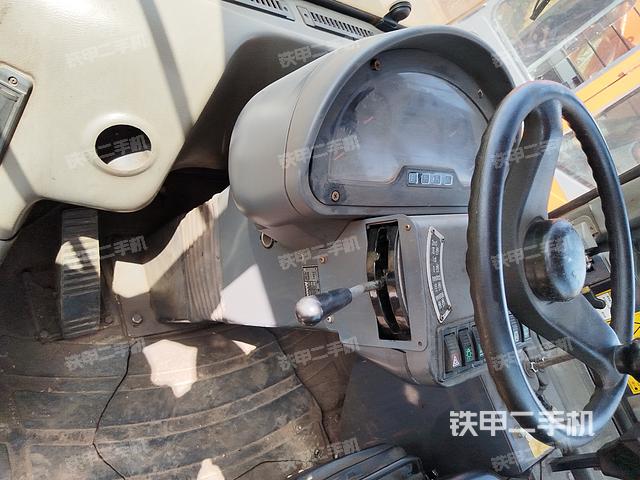 驾驶室工作台（整机外观及大件）