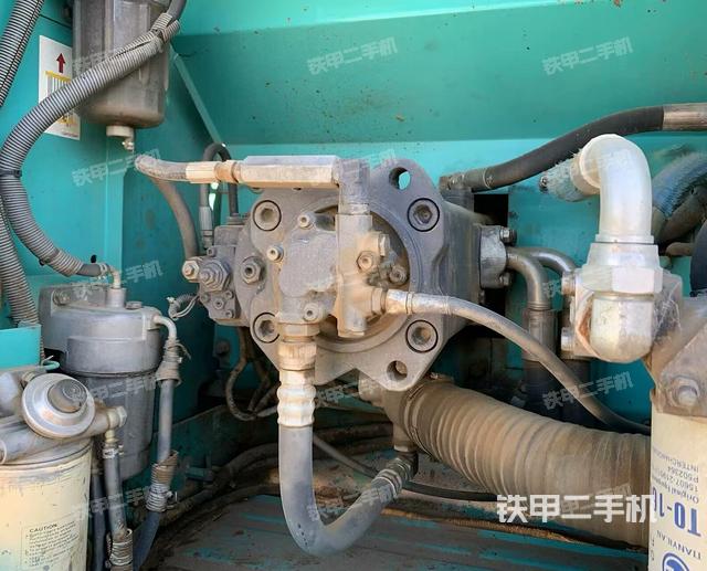 液壓泵斜45?左（大件艙室）