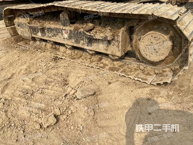 左側(cè)履帶整體?（行走機構(gòu)）